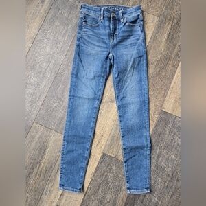 American Eagle Outfitters Classic Blue Skinny Jeans